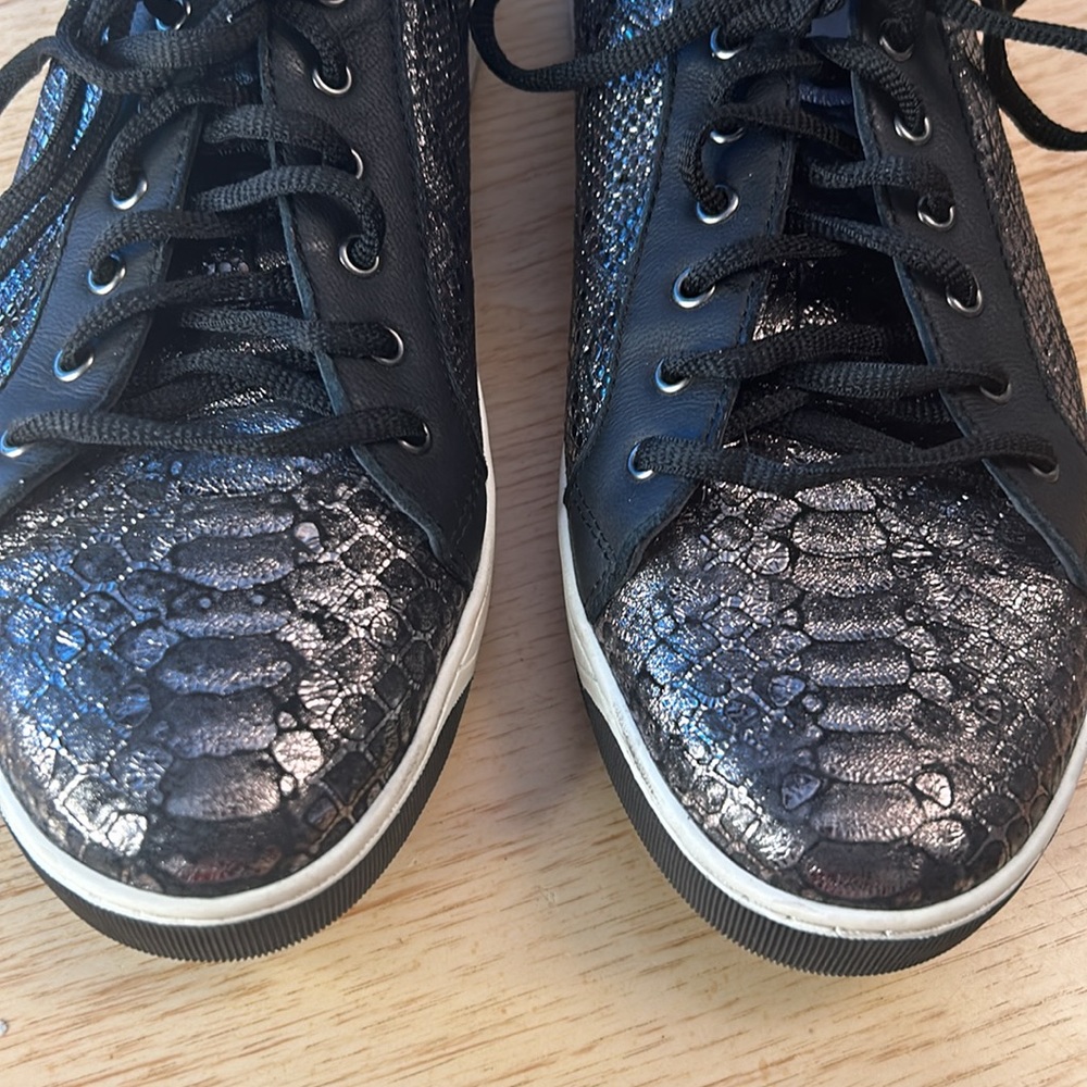 Johnston & Murphy Metallic Python Sneakers (9m) - image 6